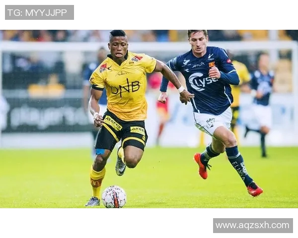 特罗姆与罗森的精彩对决揭示了足球战术的魅力与团队合作的重要性