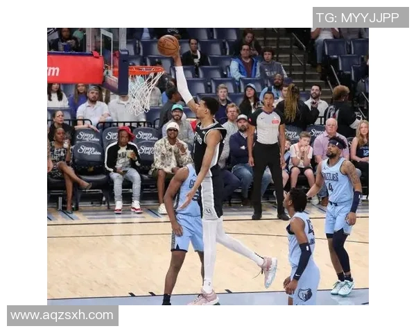 文班亚马新赛季表现惊艳场均20分10篮板3盖帽引领新秀竞争